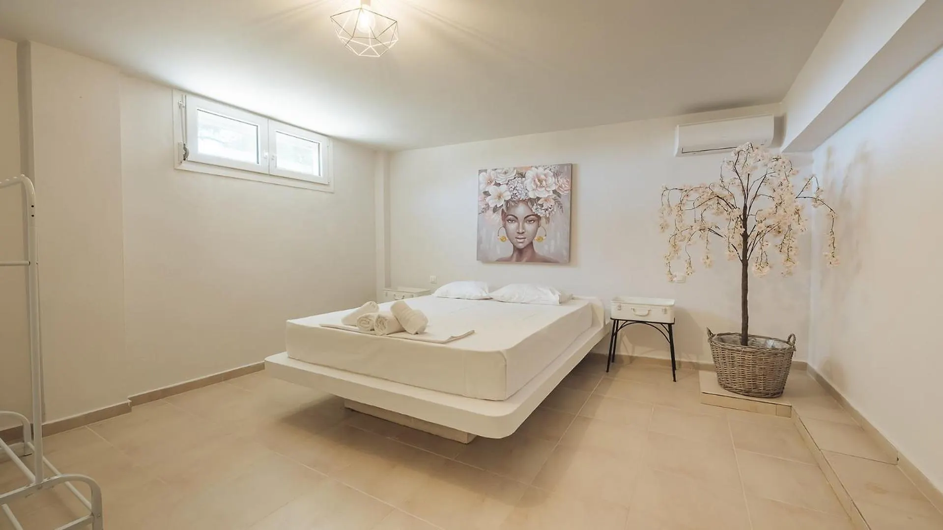 Beach Front Villa Toroni