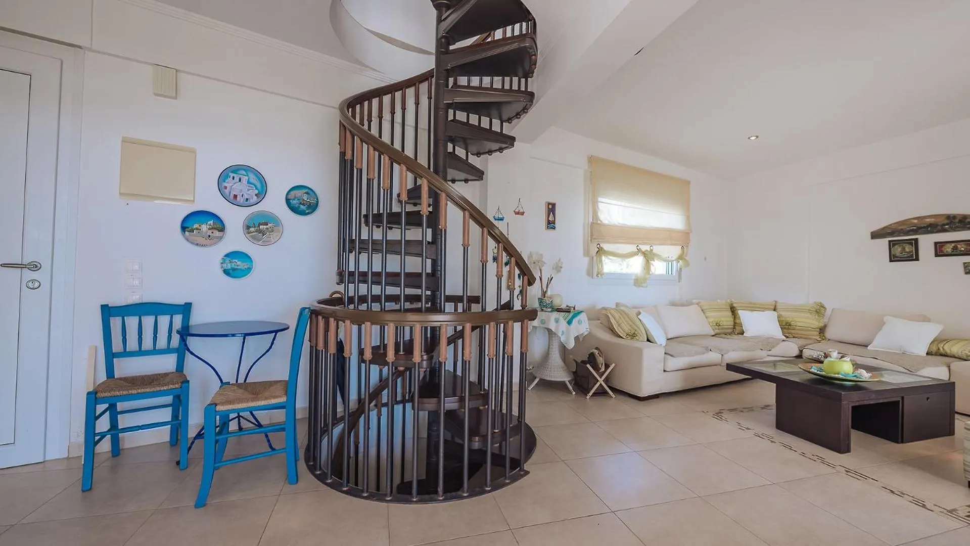 Beach Front Villa Toroni 0*,