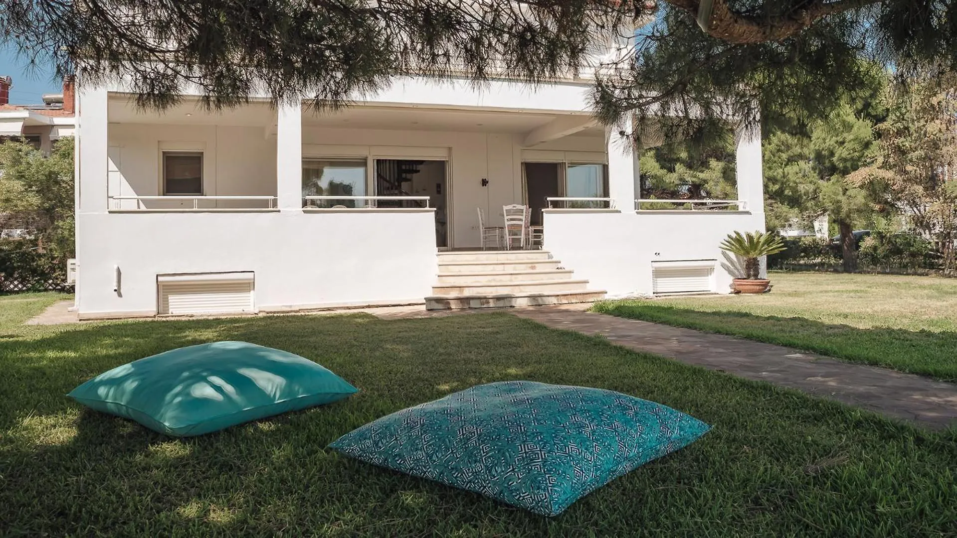 Beach Front Villa Toroni 0*,