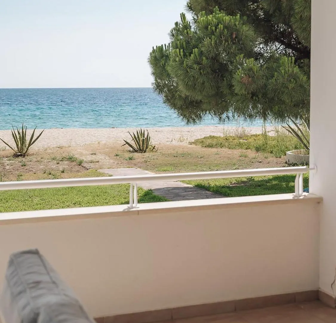 Beach Front Villa Toróni Nyaraló